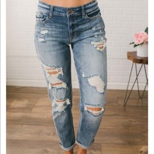 NEW SUGAR magnolia Distress Boyfriend Jeans